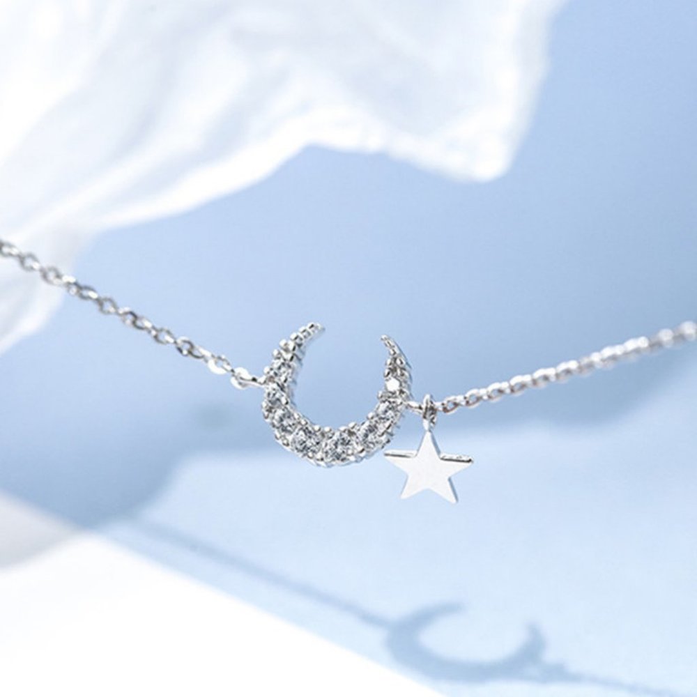 NEW 925 Sterling Silver Diamond Moon Star Bracelet - Picture 2 of 4